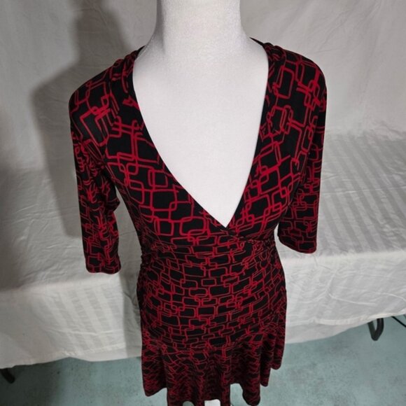 I.N. Red and Black Fit and Flare Dress V-Neck 3/4 Sleeve Size M - Picture 3 of 4